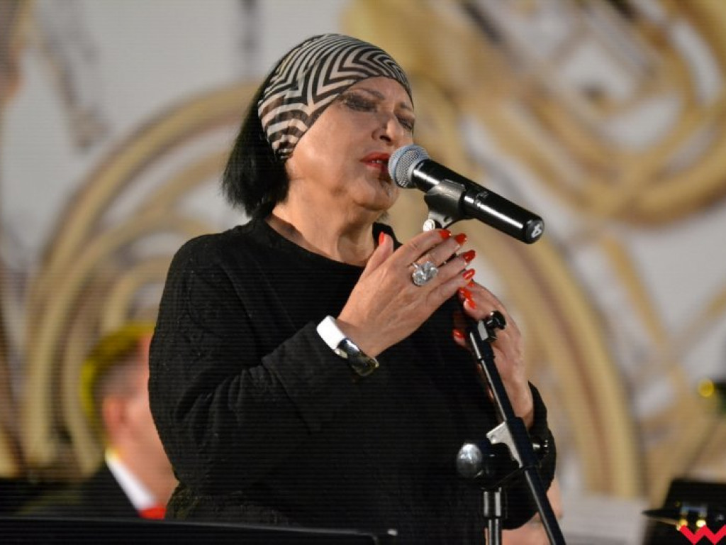 Grażyna Łobaszewska i wrzesińska orkiestra odlukrowali amfiteatr