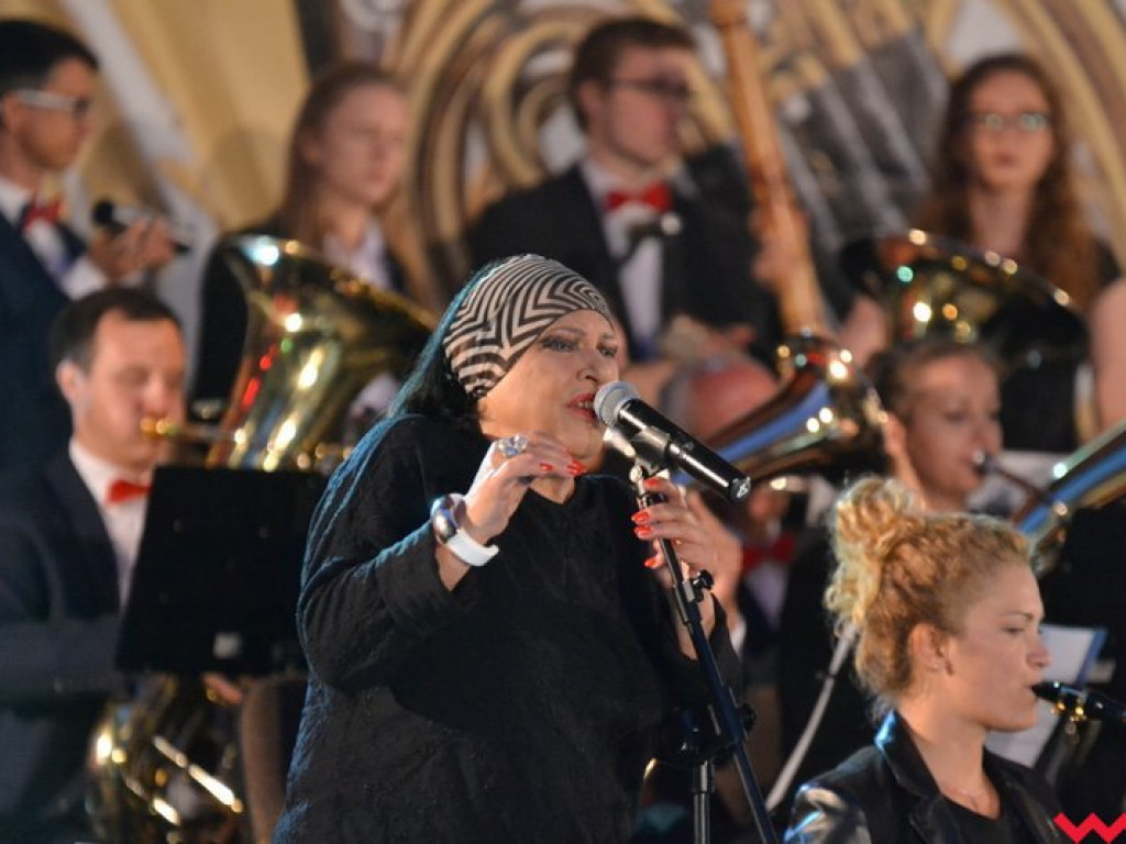 Grażyna Łobaszewska i wrzesińska orkiestra odlukrowali amfiteatr