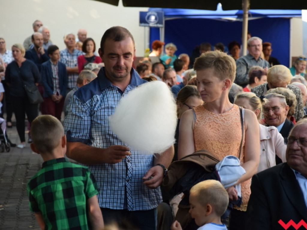 Słabe plony i chudsze zwierzaki, czyli dożynki w Kołaczkowie w cieniu suszy