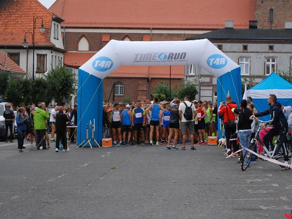 Krzysztof Szymanowski i Patrycja Talar zwycięzcami 37. Biegu Kazimierzowskiego