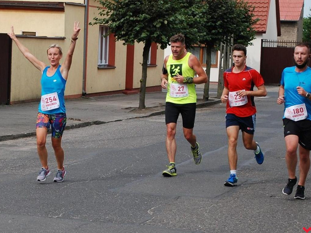 Krzysztof Szymanowski i Patrycja Talar zwycięzcami 37. Biegu Kazimierzowskiego