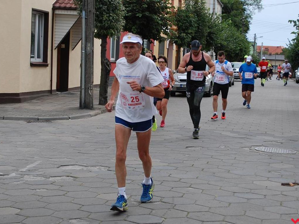 Krzysztof Szymanowski i Patrycja Talar zwycięzcami 37. Biegu Kazimierzowskiego