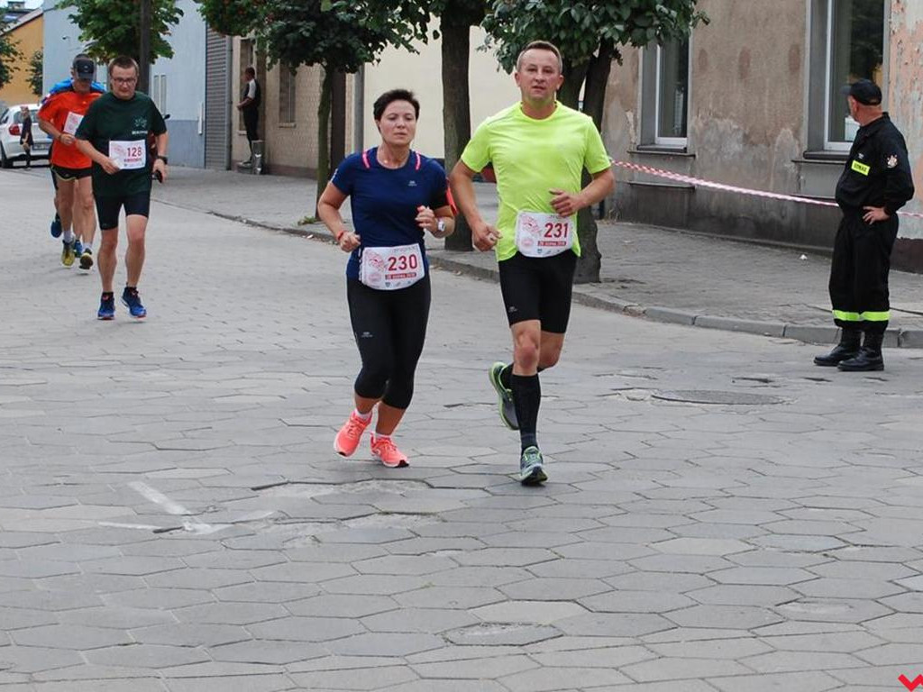 Krzysztof Szymanowski i Patrycja Talar zwycięzcami 37. Biegu Kazimierzowskiego