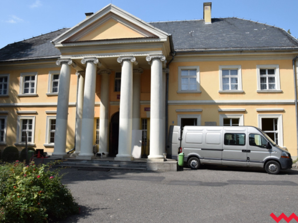Remont w pałacu Reymonta. Powstaje Klub Seniora Plus