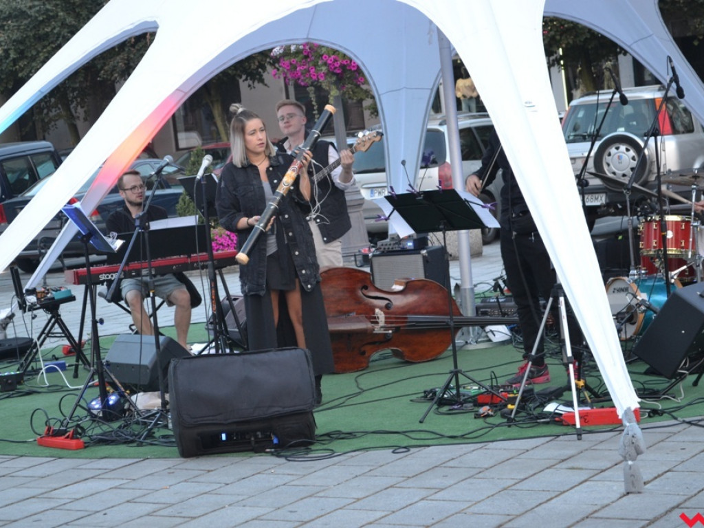 Wrzesińska twarz jazzu. Joanna Dolata zaśpiewała na rynku i zapowiedziała płytę
