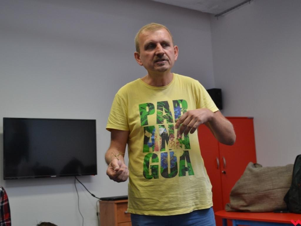 Motyle, ślimaki i inne bezkręgowce na otwarciu Leader School