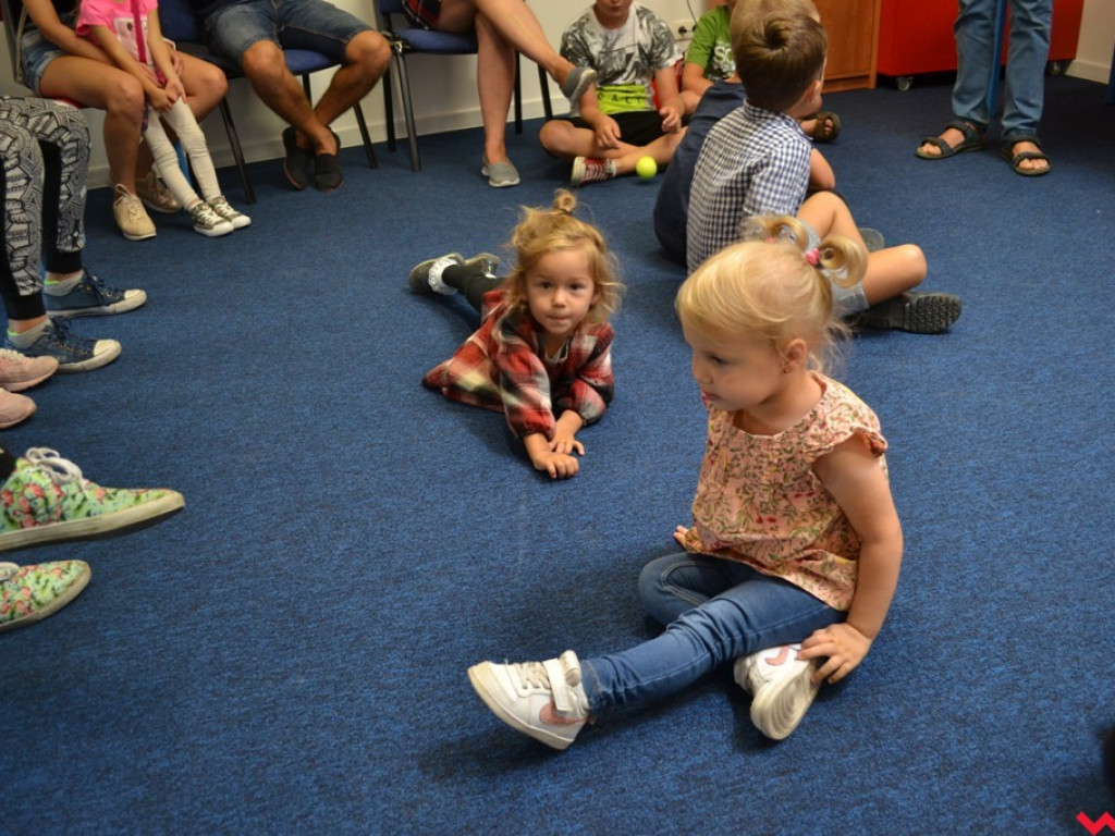 Motyle, ślimaki i inne bezkręgowce na otwarciu Leader School