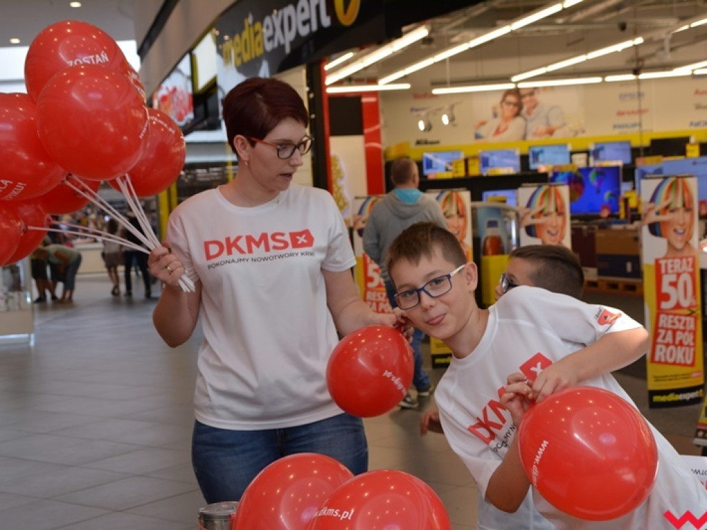 Uratuj życie małej Darii – w Karuzeli trwa rejestracja dawców szpiku