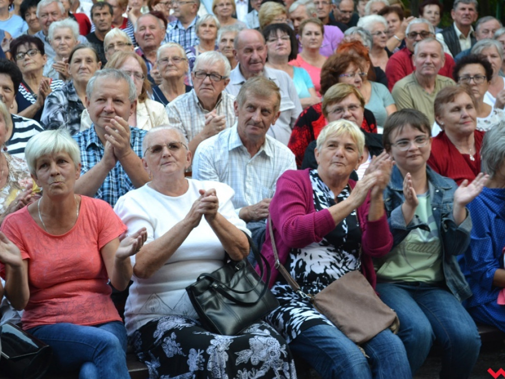 Satyryk, który nie obraża czyli Grzegorz Poloczek w amfiteatrze