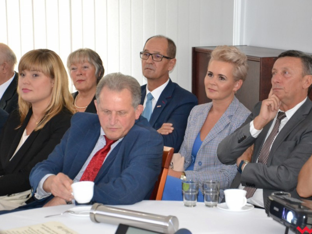 Podpisano akt erekcyjny pod budowę nowej hali Sklejek