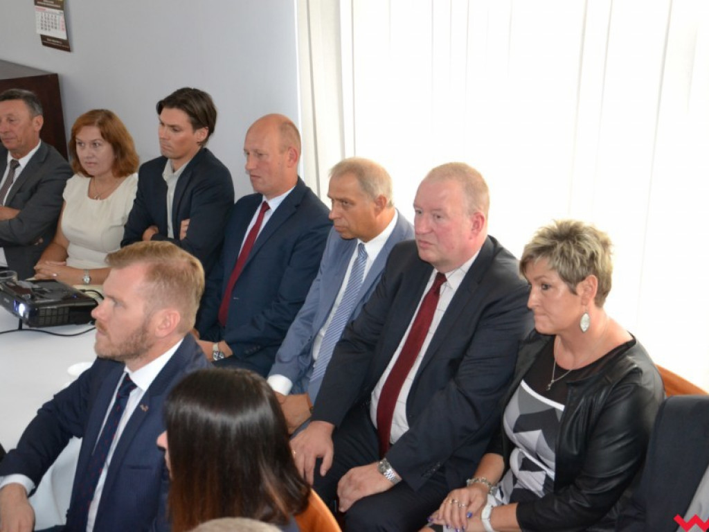 Podpisano akt erekcyjny pod budowę nowej hali Sklejek