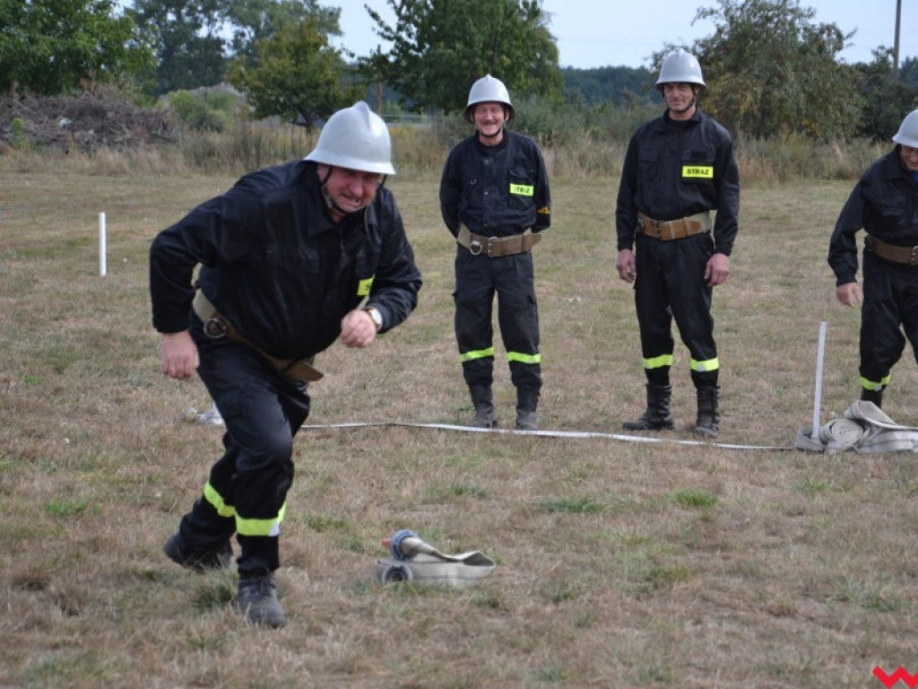 Strażaccy oldboje pokazali co potrafią. Puchar pojechał do Pięczkowa