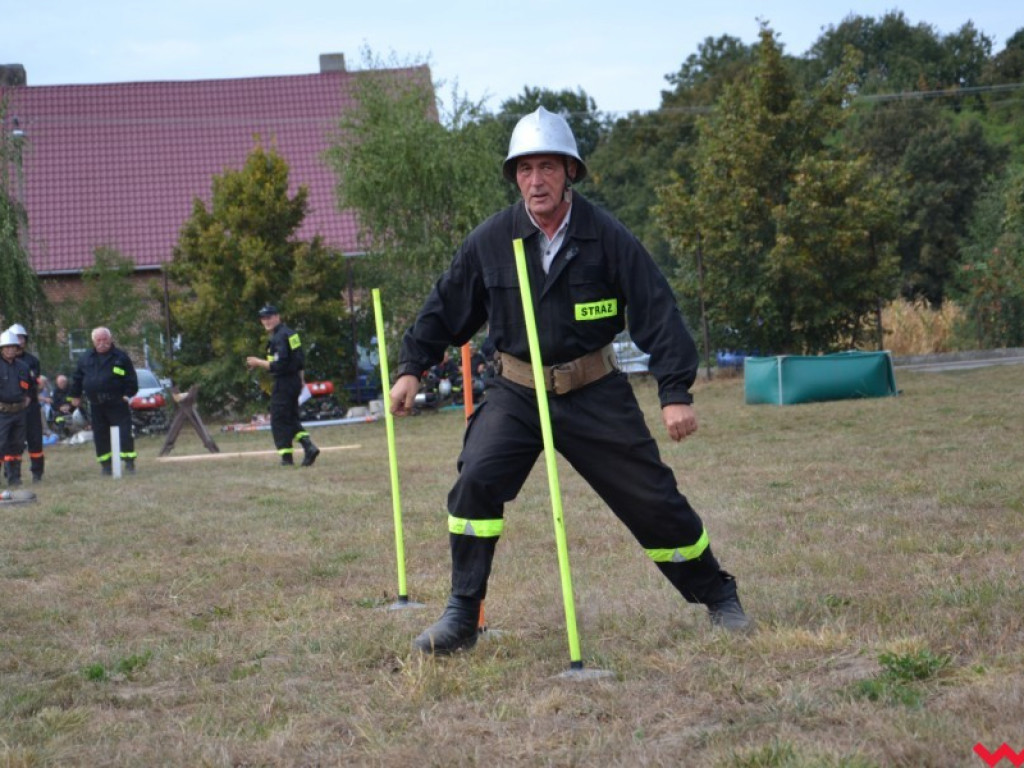 Strażaccy oldboje pokazali co potrafią. Puchar pojechał do Pięczkowa