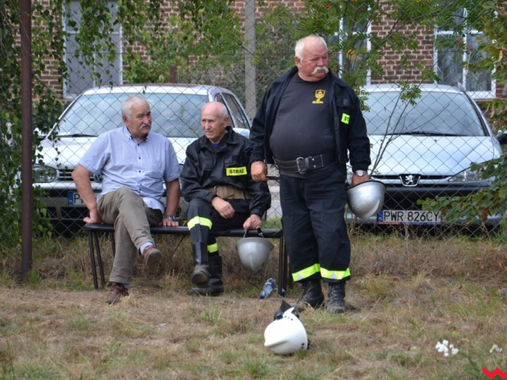 Strażaccy oldboje pokazali co potrafią. Puchar pojechał do Pięczkowa