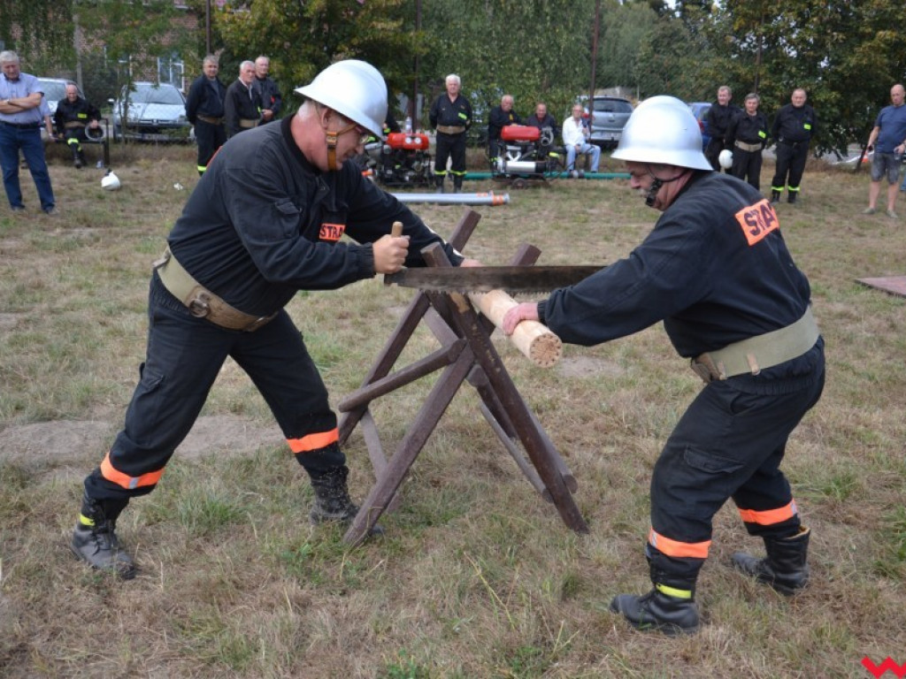Strażaccy oldboje pokazali co potrafią. Puchar pojechał do Pięczkowa