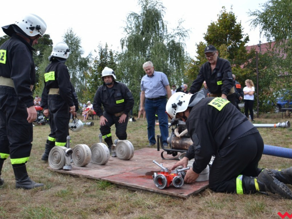 Strażaccy oldboje pokazali co potrafią. Puchar pojechał do Pięczkowa