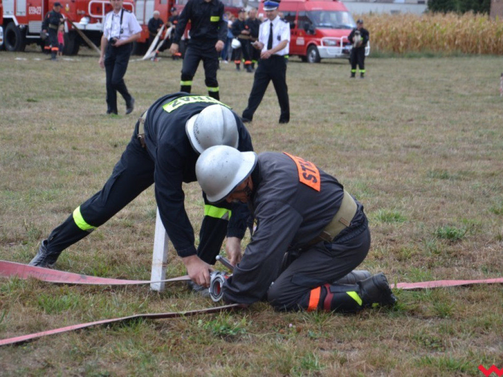 Strażaccy oldboje pokazali co potrafią. Puchar pojechał do Pięczkowa