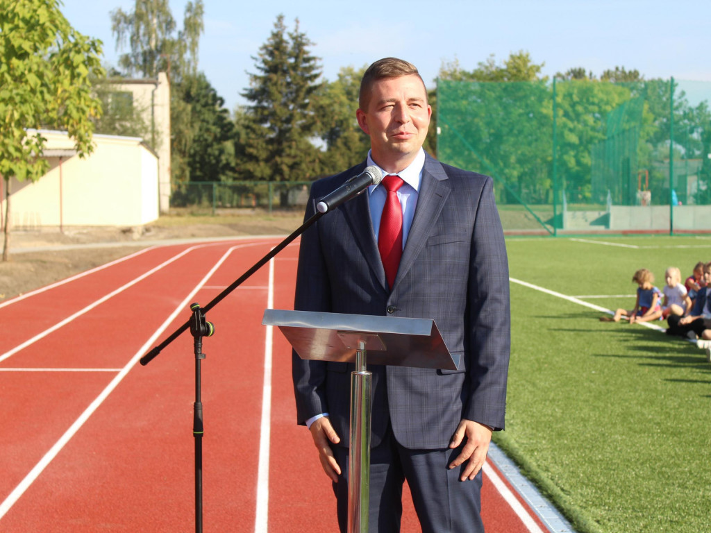 Stadion lekkoatletyczny w Nekli oddany do użytku. To drugi taki obiekt w powiecie