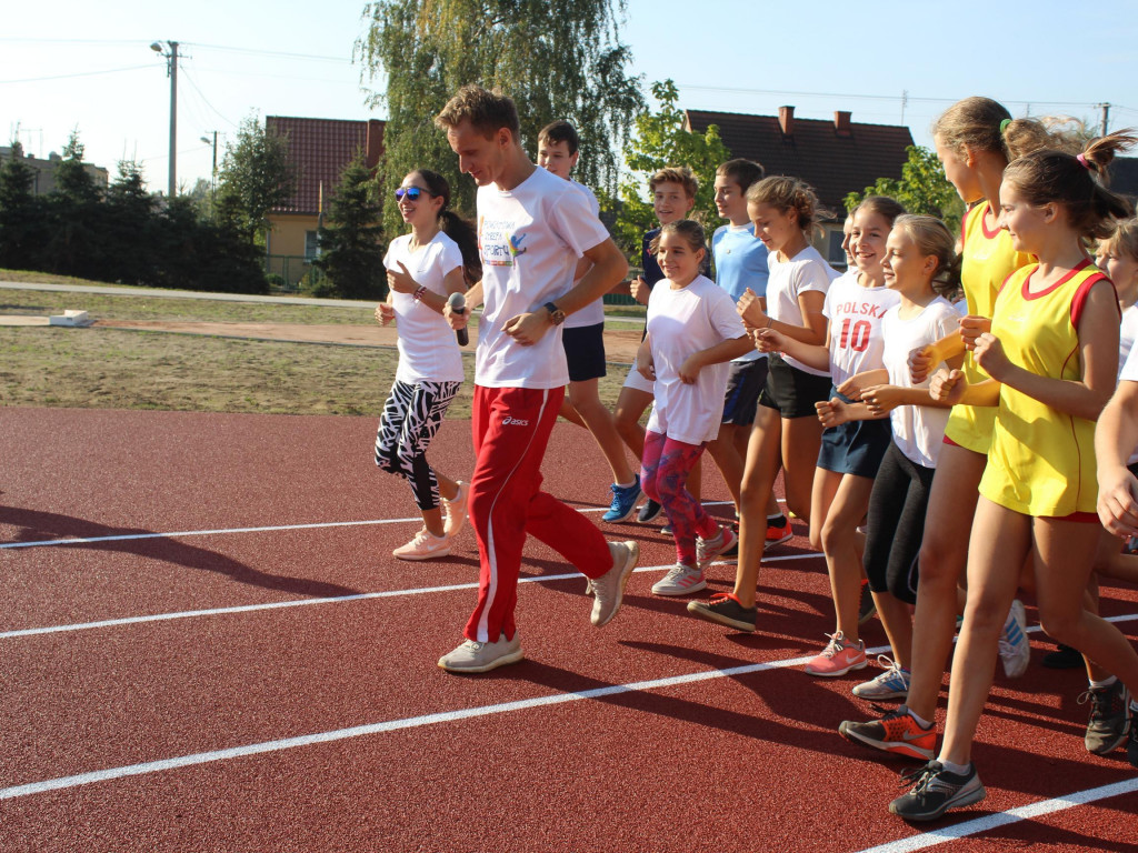 Stadion lekkoatletyczny w Nekli oddany do użytku. To drugi taki obiekt w powiecie