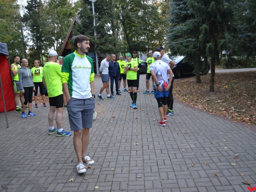 24 godziny wokół zalewu. Biegowa akcja Night Runners i Pomagam Aktywnie