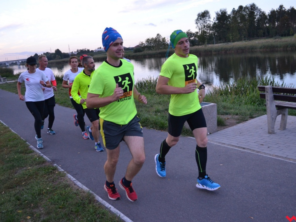 24 godziny wokół zalewu. Biegowa akcja Night Runners i Pomagam Aktywnie