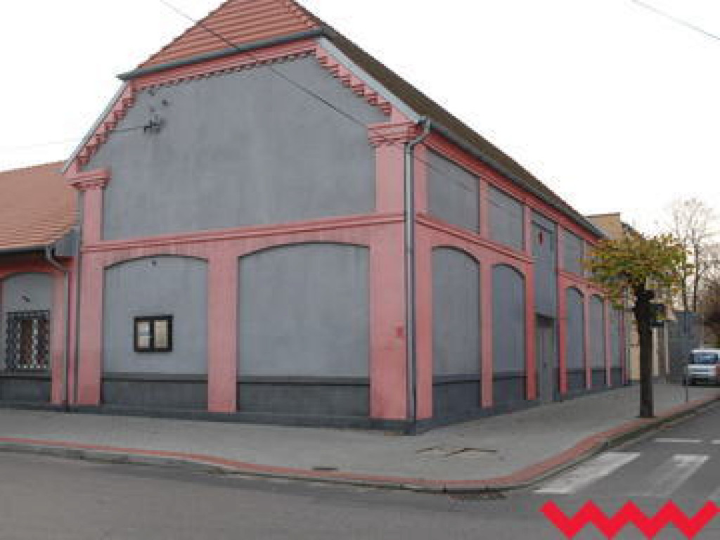 Nowoczesna sala widowiskowo - kinowa w Pyzdrach