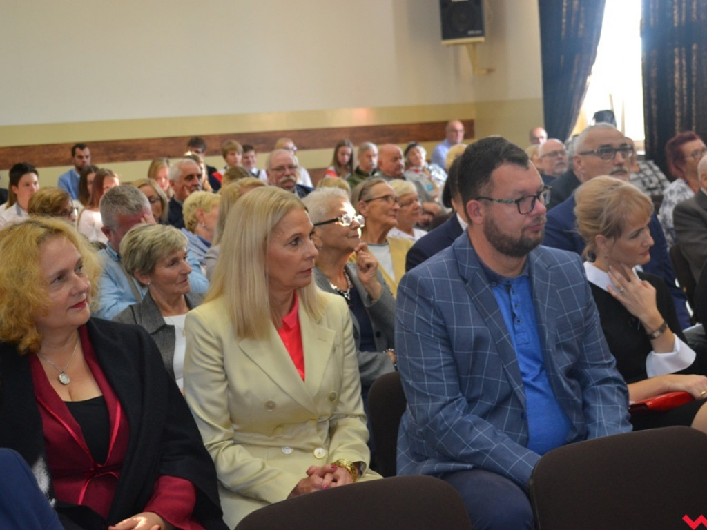 Najstarsza wrzesińska szkoła dostała na urodziny nowe skrzydło