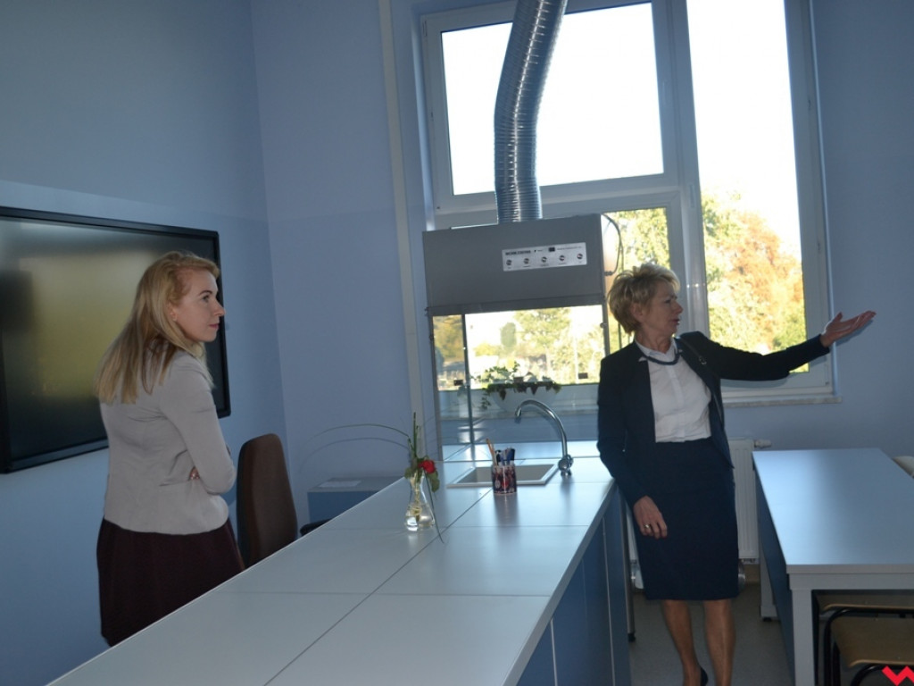 Najstarsza wrzesińska szkoła dostała na urodziny nowe skrzydło