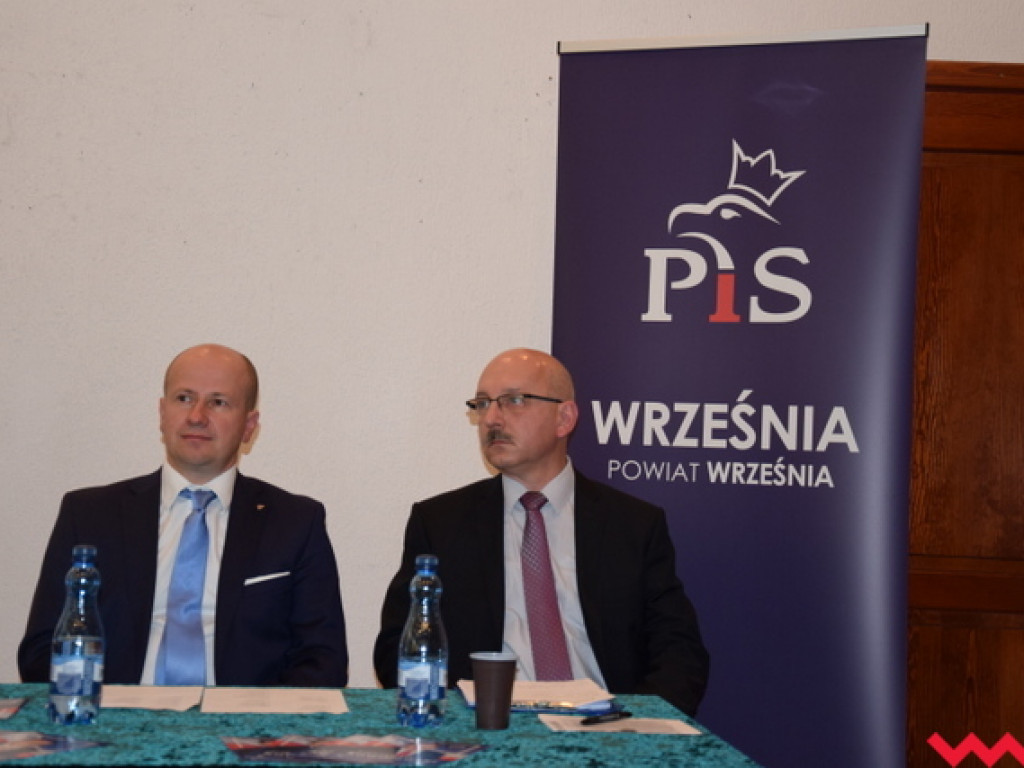 Jarosław Kowalewski: „Wierzę w drugą turę”, czyli konwencja wyborcza PiS