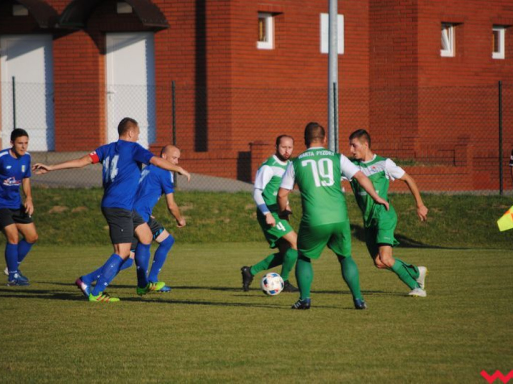 Warta lepsza od Płomienia. Kolejne powiatowe derby za nami