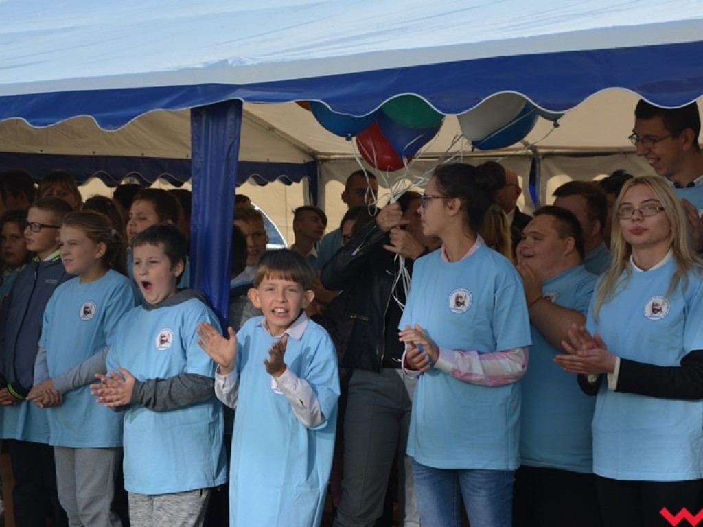 Marzenia się spełniają – Zespół Szkół Specjalnych im. Janusza Korczaka we Wrześni oficjalnie w nowym budynku