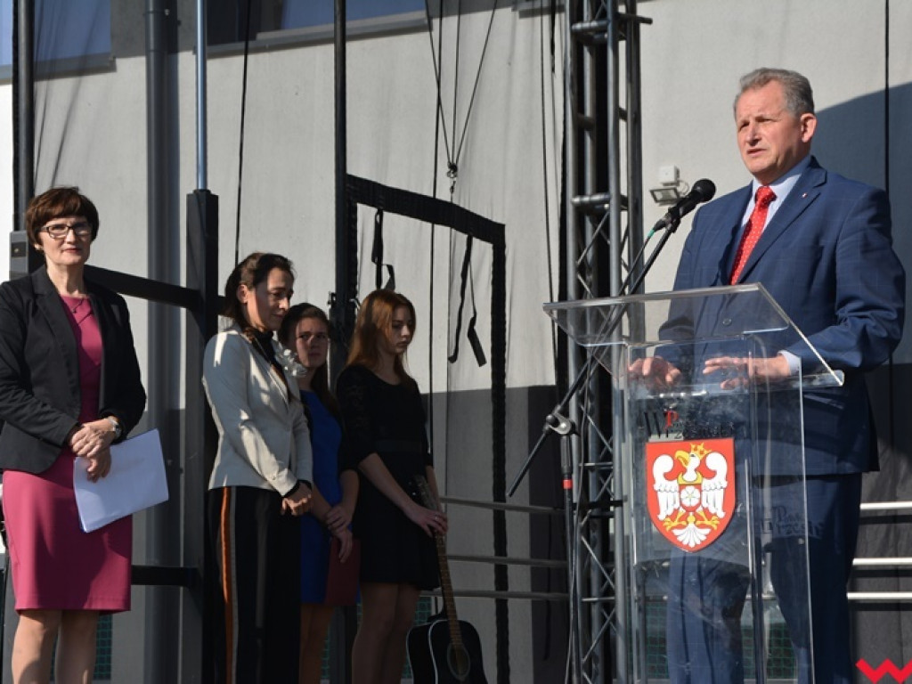 Marzenia się spełniają – Zespół Szkół Specjalnych im. Janusza Korczaka we Wrześni oficjalnie w nowym budynku