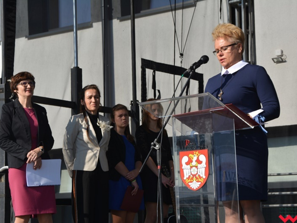 Marzenia się spełniają – Zespół Szkół Specjalnych im. Janusza Korczaka we Wrześni oficjalnie w nowym budynku