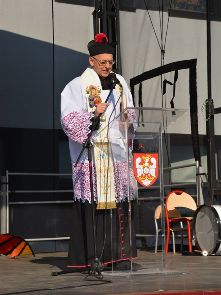 Marzenia się spełniają – Zespół Szkół Specjalnych im. Janusza Korczaka we Wrześni oficjalnie w nowym budynku