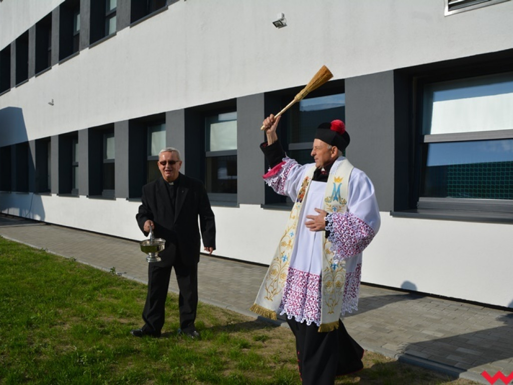 Marzenia się spełniają – Zespół Szkół Specjalnych im. Janusza Korczaka we Wrześni oficjalnie w nowym budynku