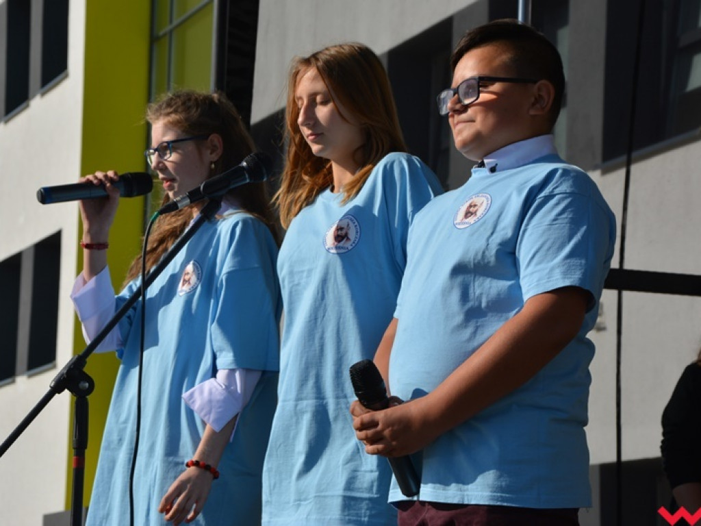 Marzenia się spełniają – Zespół Szkół Specjalnych im. Janusza Korczaka we Wrześni oficjalnie w nowym budynku