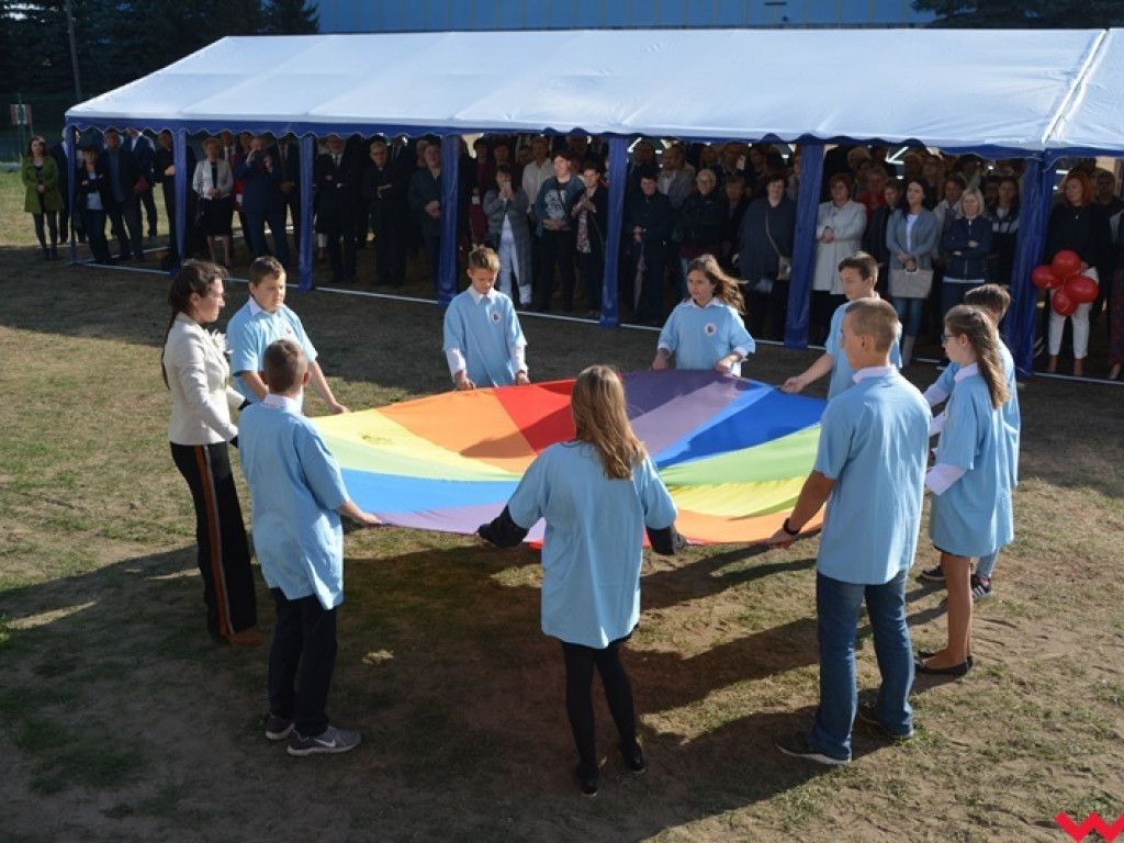 Marzenia się spełniają – Zespół Szkół Specjalnych im. Janusza Korczaka we Wrześni oficjalnie w nowym budynku