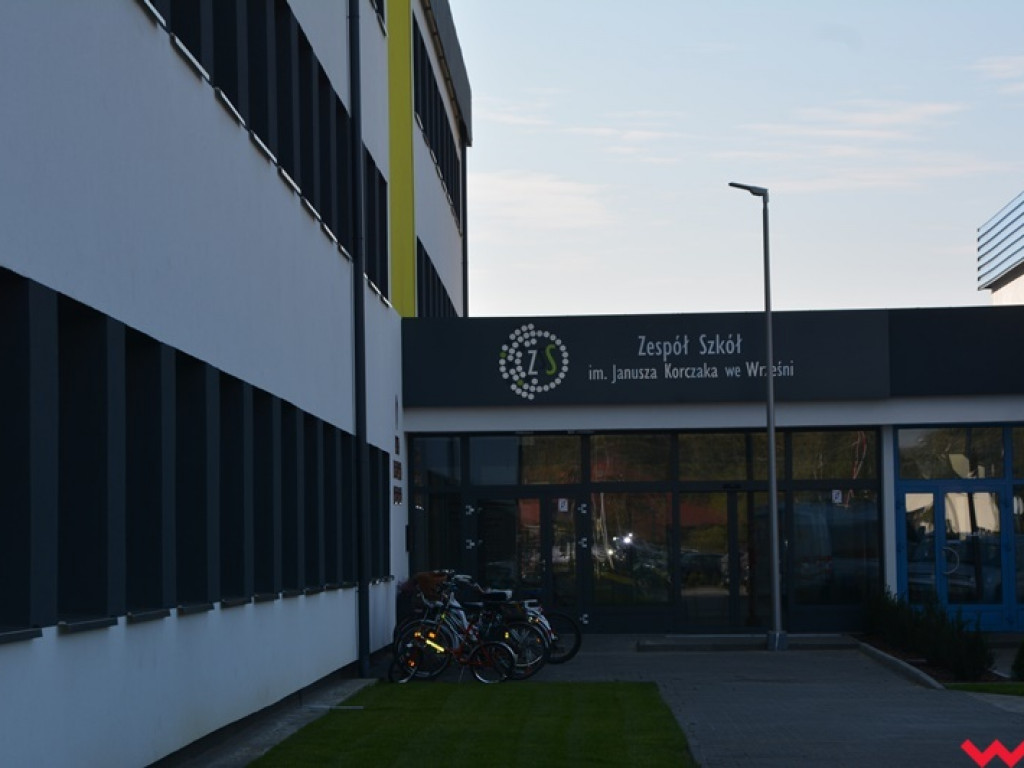 Marzenia się spełniają – Zespół Szkół Specjalnych im. Janusza Korczaka we Wrześni oficjalnie w nowym budynku