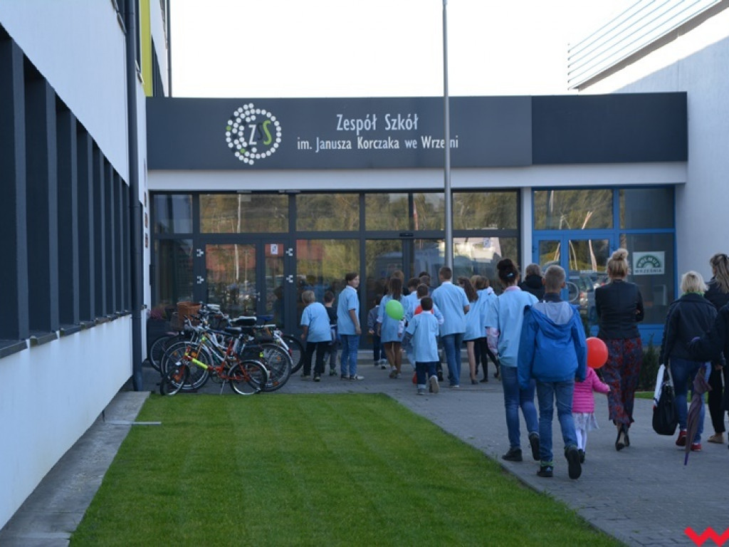 Marzenia się spełniają – Zespół Szkół Specjalnych im. Janusza Korczaka we Wrześni oficjalnie w nowym budynku