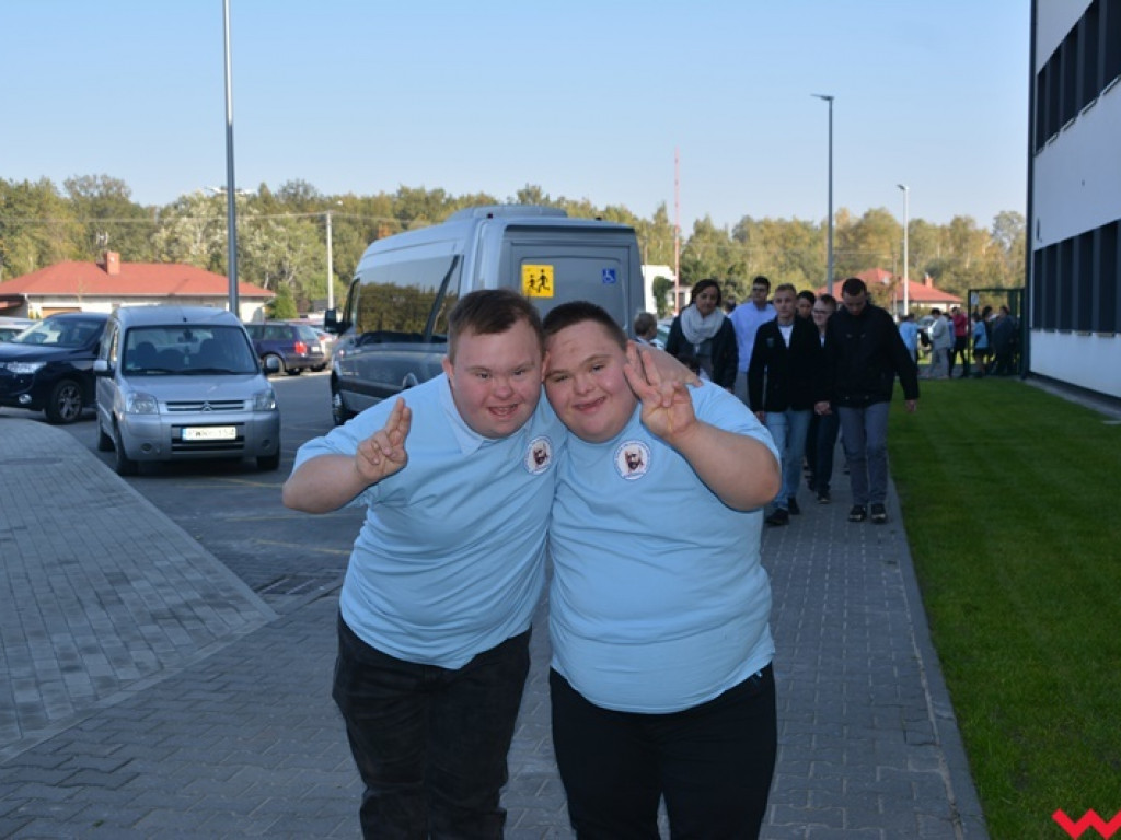 Marzenia się spełniają – Zespół Szkół Specjalnych im. Janusza Korczaka we Wrześni oficjalnie w nowym budynku