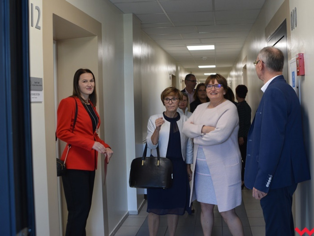 Marzenia się spełniają – Zespół Szkół Specjalnych im. Janusza Korczaka we Wrześni oficjalnie w nowym budynku