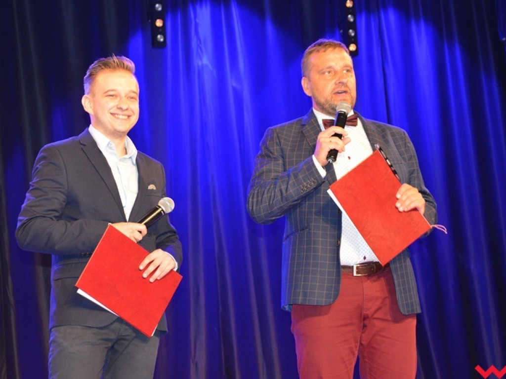 Nauczyciele z gminy Września nagrodzeni z okazji Dnia Edukacji Narodowej