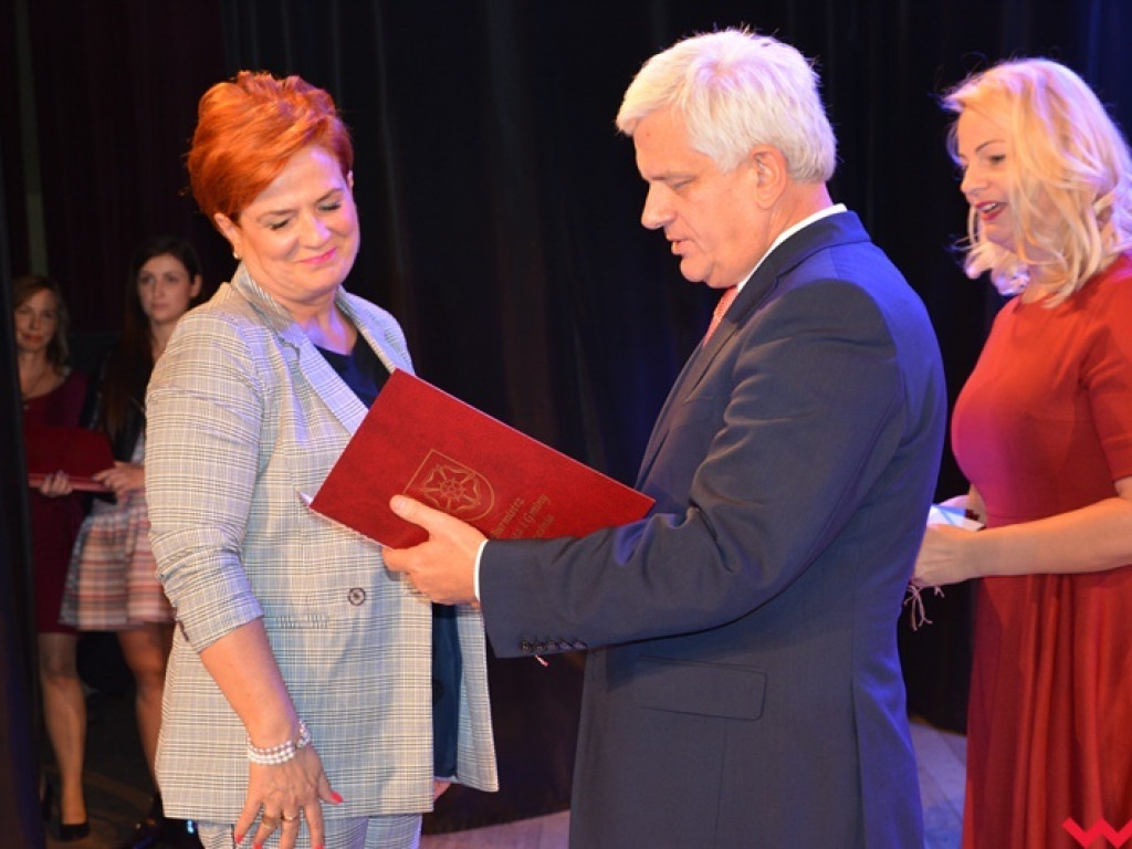 Nauczyciele z gminy Września nagrodzeni z okazji Dnia Edukacji Narodowej