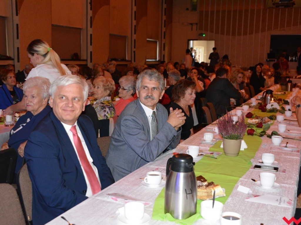 Nauczyciele z gminy Września nagrodzeni z okazji Dnia Edukacji Narodowej