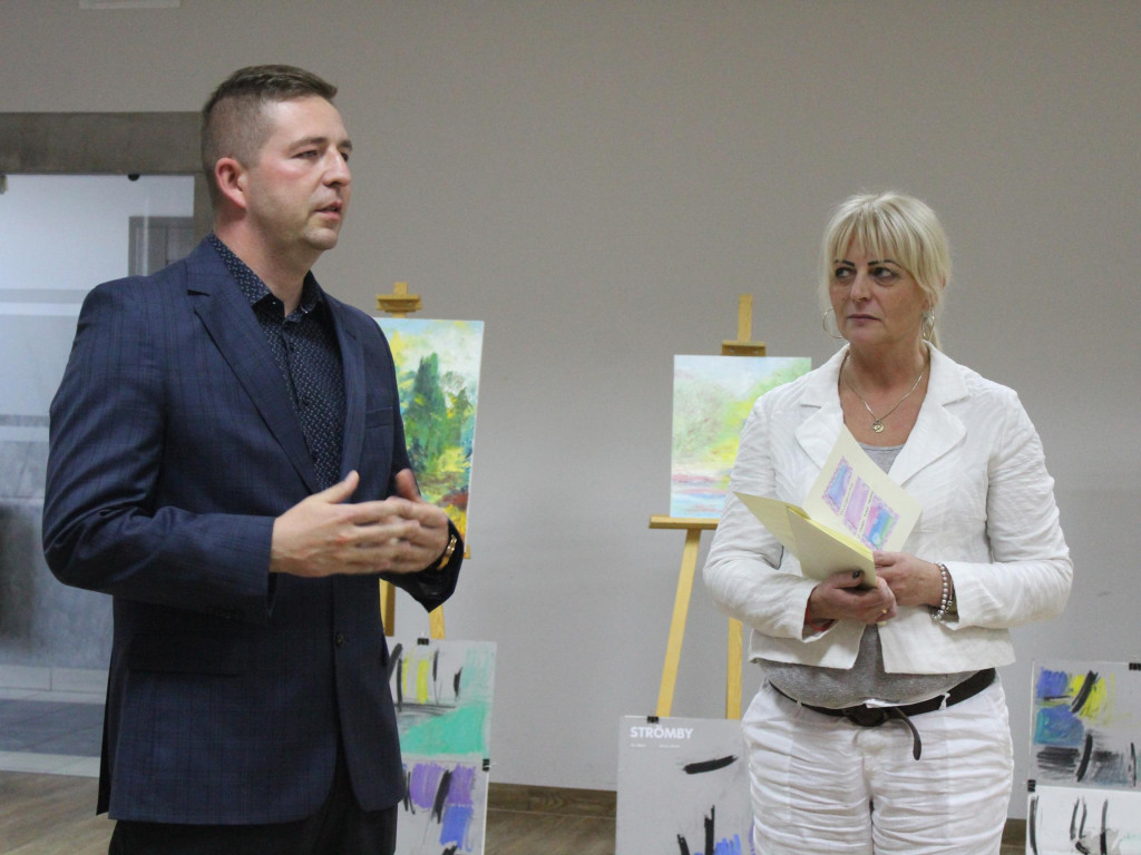 Abstrakcja pokazana na płótnach. Szósty plener malarski został podsumowany