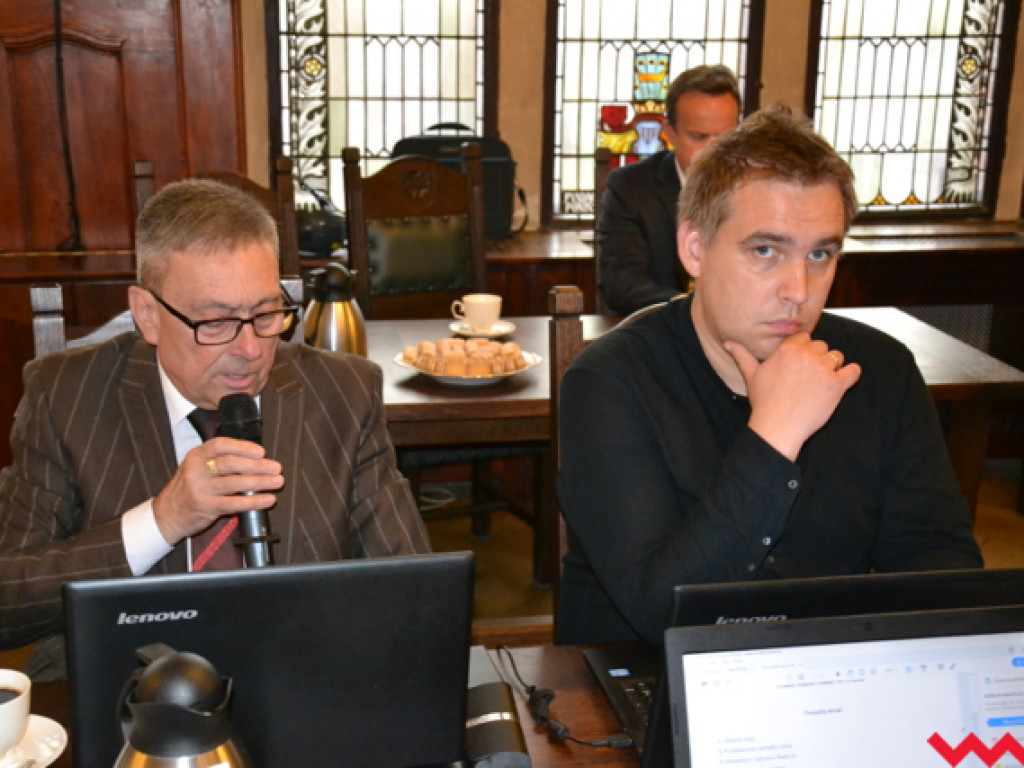 Rzutem na taśmę wrzesińska rada wprowadza obywatelską inicjatywę uchwałodawczą