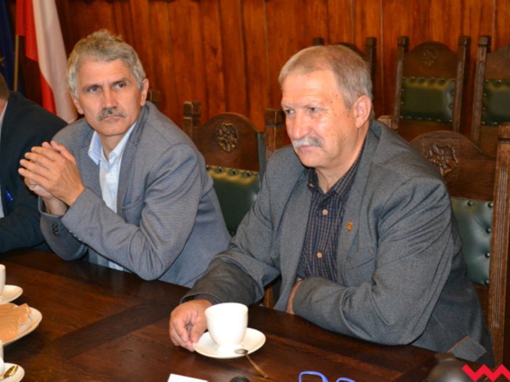 Rzutem na taśmę wrzesińska rada wprowadza obywatelską inicjatywę uchwałodawczą