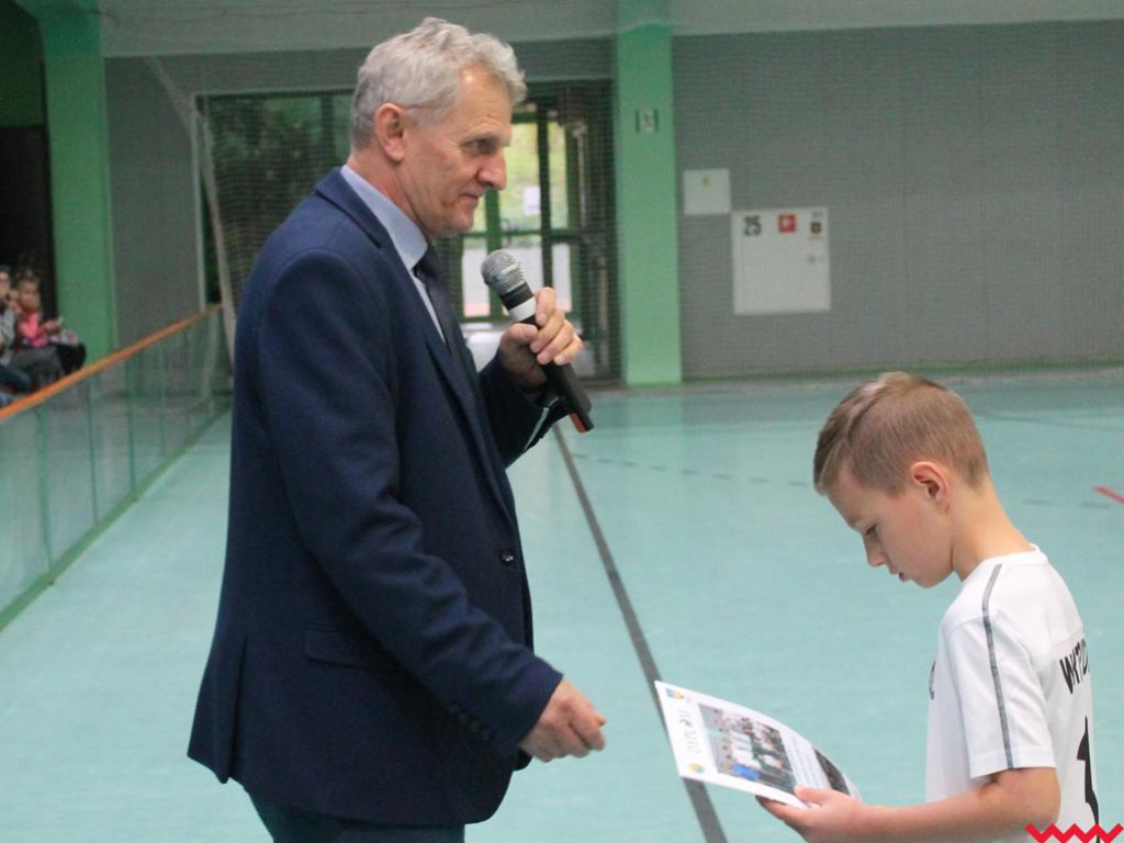 Gminny turniej halowej piłki nożnej szkół podstawowych