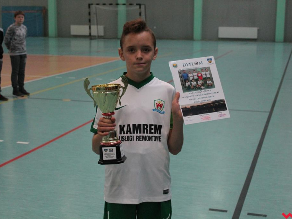 Gminny turniej halowej piłki nożnej szkół podstawowych