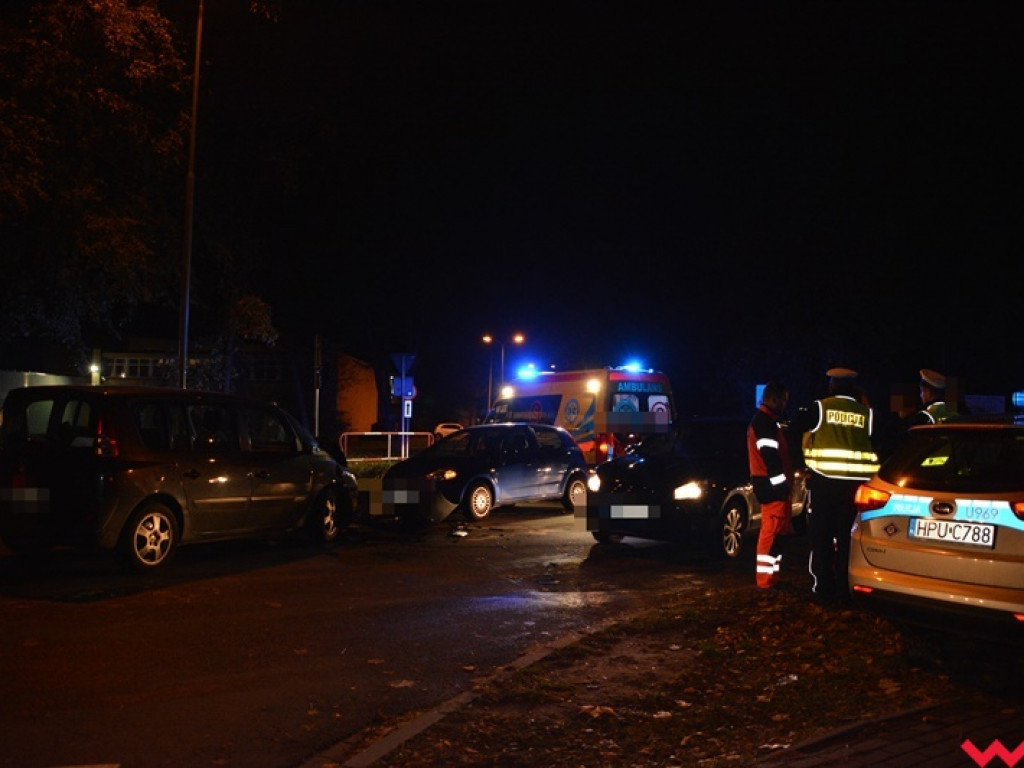 Stłuczka przy kościele pw. św. Ducha. Ruch ulicą Kościuszki utrudniony